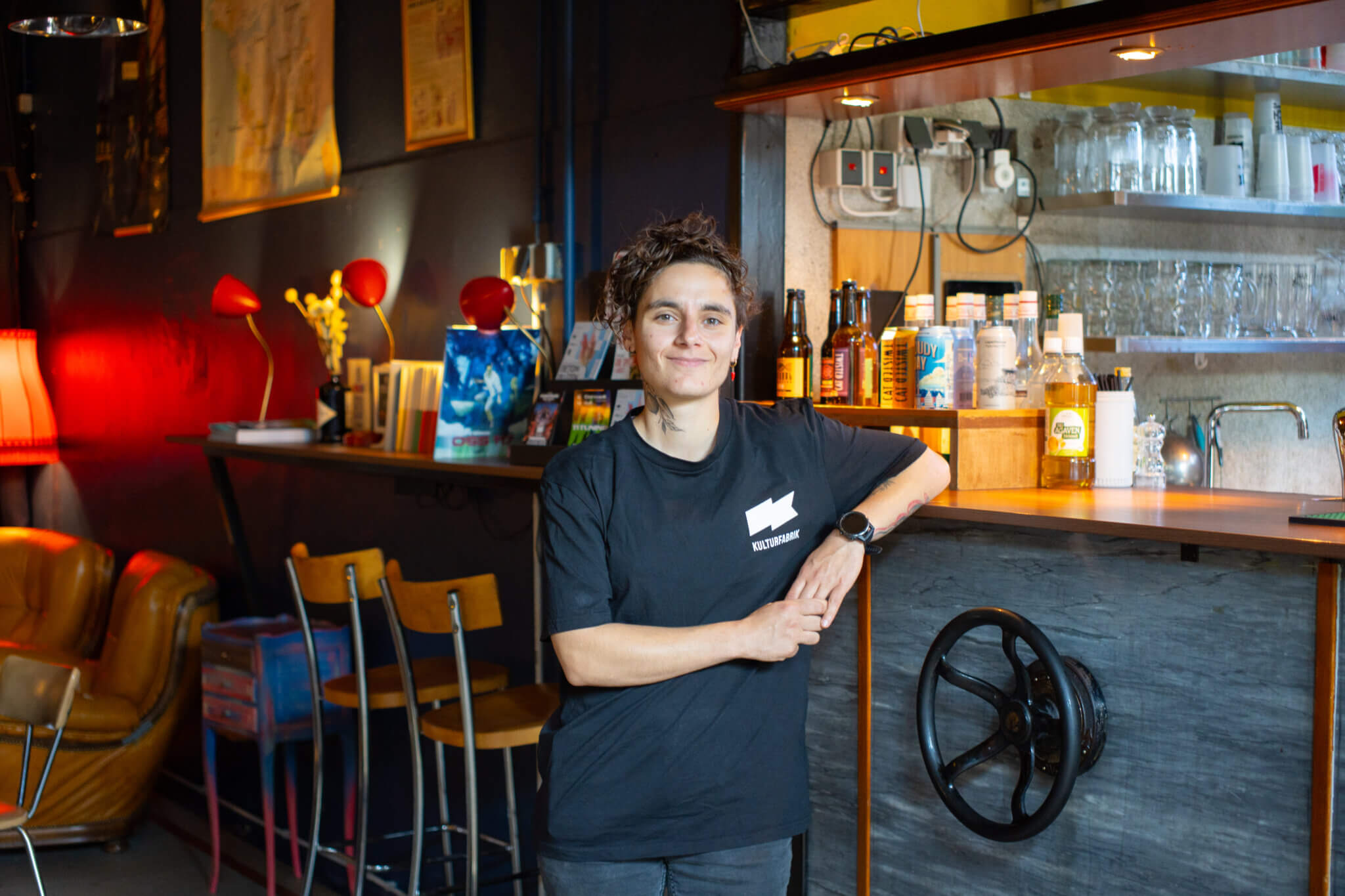 Ratelach – Un bar hors du temps au cœur de la vie culturelle